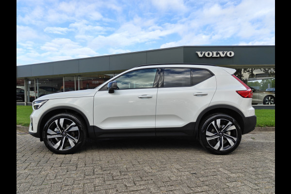 Volvo XC40 B4 211PK Plus Dark | BLIS | Trekhaak | 360 | H&K | Pano | Carplay | Elektr. Stoelen | ACC | Stoel/Stuur verwarming |