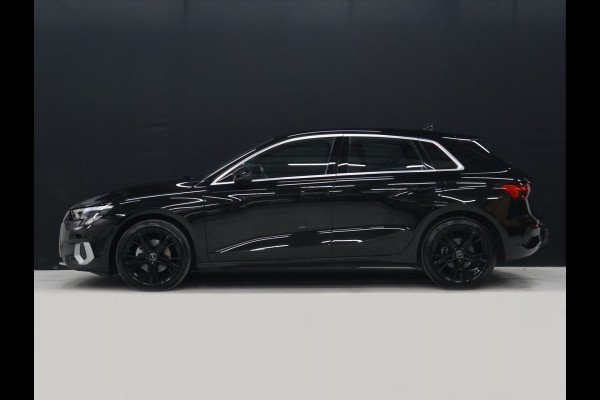 Audi A3 Sportback 35 TFSI Advanced edition [TREKHAAK AFNEEMBAAR, APPLE CARPLAY, ANDROID, ADAPTIVE CRUISE CONTROL, DIGITAL DASH, PDC V+A, ELEKTRISCHE ACHTERKLEP, NAVIGATIE, BLUETOOTH, LED, NIEUWSTAAT]