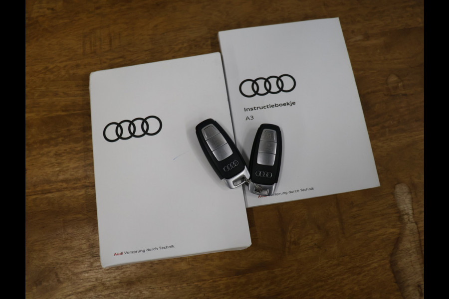Audi A3 Sportback 35 TFSI Advanced edition [TREKHAAK AFNEEMBAAR, APPLE CARPLAY, ANDROID, ADAPTIVE CRUISE CONTROL, DIGITAL DASH, PDC V+A, ELEKTRISCHE ACHTERKLEP, NAVIGATIE, BLUETOOTH, LED, NIEUWSTAAT]