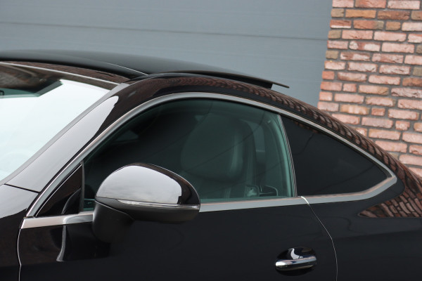 Mercedes-Benz CLE Coupé 200 AMG Line | Distronic Pro | Panoramadak | Memory | Burmester | Verwarmd Stuurwiel | Digital Light | Keyless Go | Camera | Stoelverwarming |