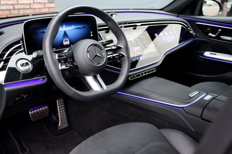 Mercedes-Benz E-Klasse 220 d AMG Line | Hyperscreen | Distronic | Memory | Surround Camera | Keyless Go | Verwarmd Stuurwiel | Digital Light | Nightpakket | Dodehoekassistent |