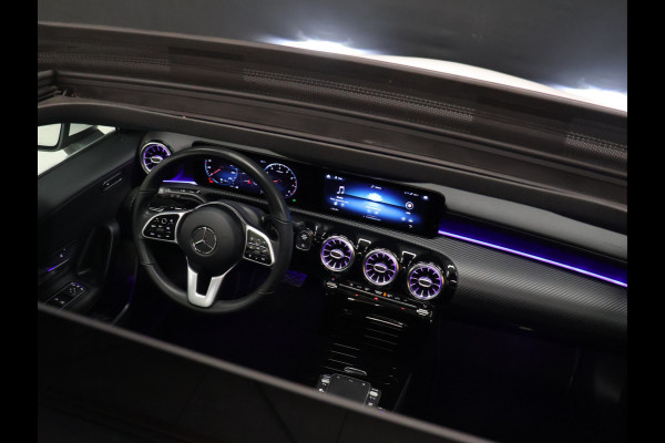 Mercedes-Benz A-Klasse 200 Business Solution [SCHUIFKANTELDAK, SFEERVERLICHTING, STOELVERWARMING, CAMERA, HALF LEDER, CRUISE, PDC V+A, BLUETOOTH, CLIMATE, NIEUWSTAAT]