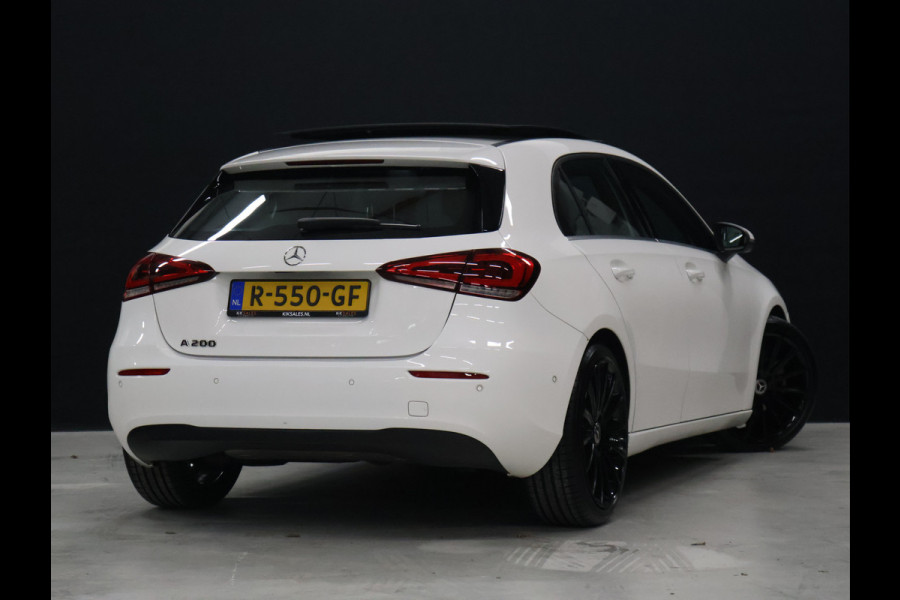 Mercedes-Benz A-Klasse 200 Business Solution [SCHUIFKANTELDAK, SFEERVERLICHTING, STOELVERWARMING, CAMERA, HALF LEDER, CRUISE, PDC V+A, BLUETOOTH, CLIMATE, NIEUWSTAAT]