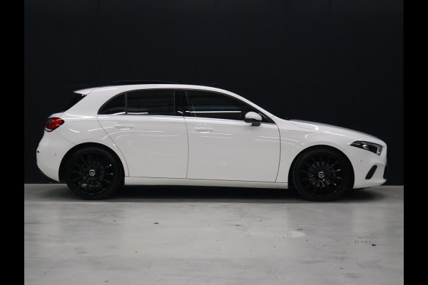 Mercedes-Benz A-Klasse 200 Business Solution [SCHUIFKANTELDAK, SFEERVERLICHTING, STOELVERWARMING, CAMERA, HALF LEDER, CRUISE, PDC V+A, BLUETOOTH, CLIMATE, NIEUWSTAAT]