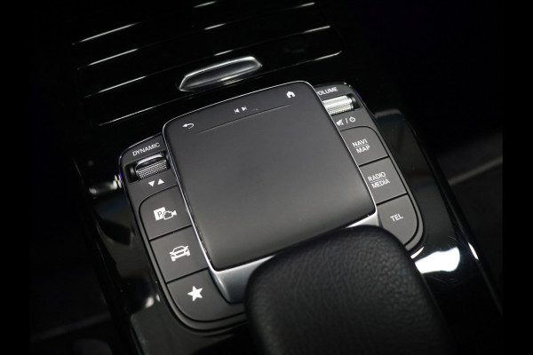 Mercedes-Benz A-Klasse 200 Business Solution [SCHUIFKANTELDAK, SFEERVERLICHTING, STOELVERWARMING, CAMERA, HALF LEDER, CRUISE, PDC V+A, BLUETOOTH, CLIMATE, NIEUWSTAAT]
