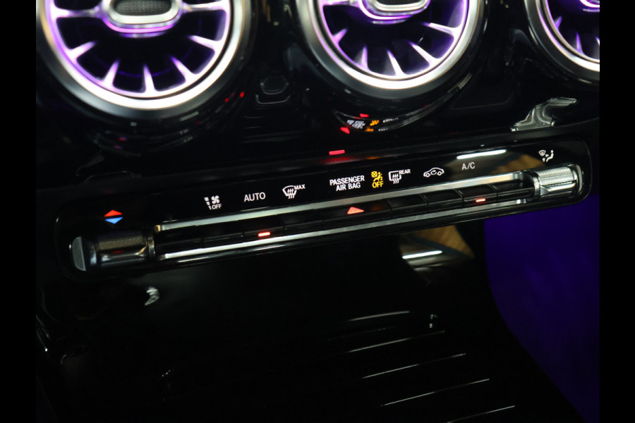 Mercedes-Benz A-Klasse 200 Business Solution [SCHUIFKANTELDAK, SFEERVERLICHTING, STOELVERWARMING, CAMERA, HALF LEDER, CRUISE, PDC V+A, BLUETOOTH, CLIMATE, NIEUWSTAAT]
