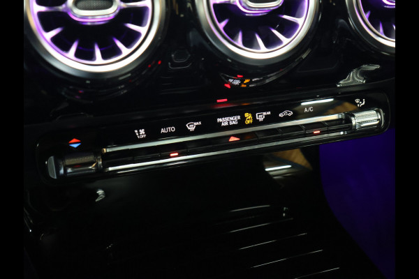 Mercedes-Benz A-Klasse 200 Business Solution [SCHUIFKANTELDAK, SFEERVERLICHTING, STOELVERWARMING, CAMERA, HALF LEDER, CRUISE, PDC V+A, BLUETOOTH, CLIMATE, NIEUWSTAAT]
