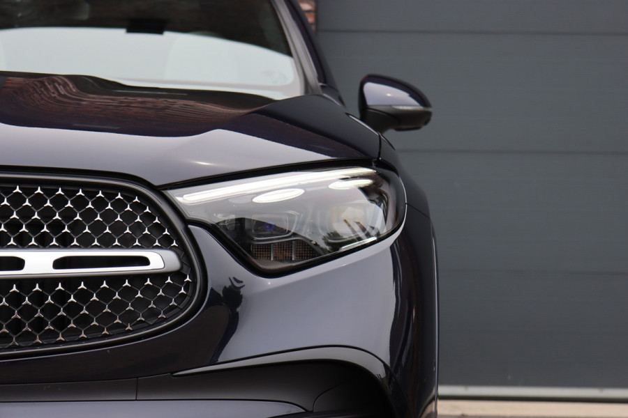 Mercedes-Benz GLC 400e 4MATIC AMG Line | Panoramadak | Trekhaak | Memory | Burmester | Surround Camera | Keyless Go | Digital Light | Verwarmd Stuurwiel | HUD |