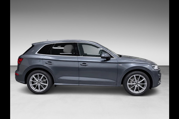 Audi Q5 55 TFSI e quattro Competition 367PK SOH-TEST/PANO/V-COCKPIT/DAB/BOSE/CARPLAY///