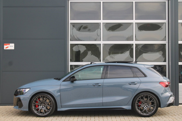 Audi RS3 Sportback 2.5 TFSI Quattro | Pano | Sonos | HUD | ACC