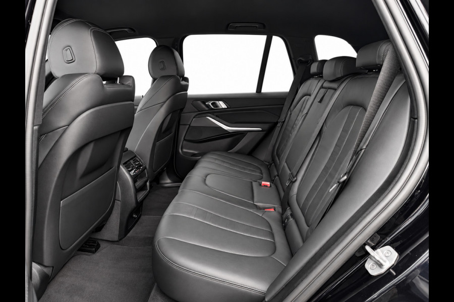 BMW X5 XDrive45e M-Sport | Trekhaak | Driving Assistance Prof. | Memory | 1e eigenaar | Dealer onderhouden