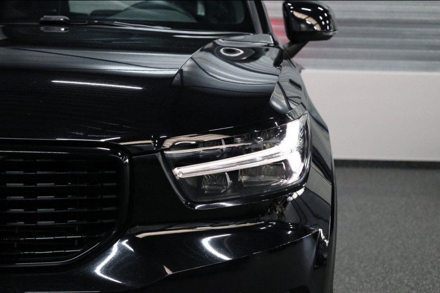 Volvo XC40 1.5 T5 Recharge R-line LED/VIRTUAL/PANO/LEER+S.VERWARMING/19" LMV/CAM/12 MND GARANTIE!