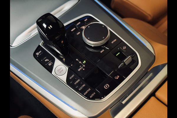 BMW X5 xDrive45e HighExe. M-Sport | Panorama | Trekhaak | Luchtv.