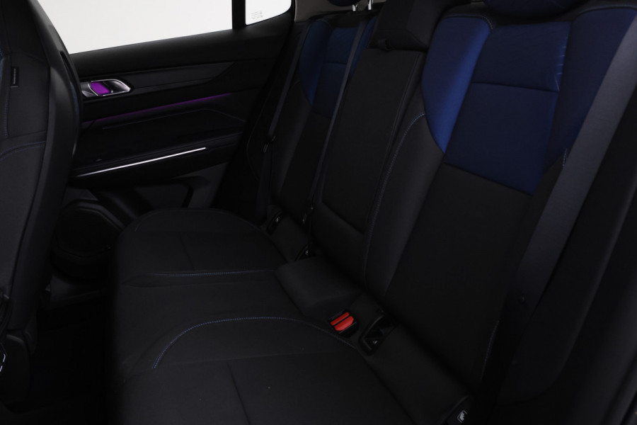 Lynk & Co 01 1.5 black pack!
