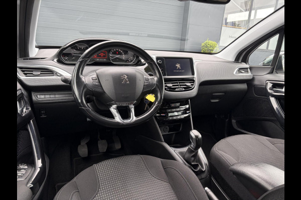 Peugeot 208 1.2 PureTech Blue Lease Executive ✓Dealer Onderhouden✓2e Eigenaar✓Navi✓Carplay✓Clima✓Cruise✓Pdc✓5 Deurs✓16'' Lm velgen✓N.A.P✓Apk tot 09-2027