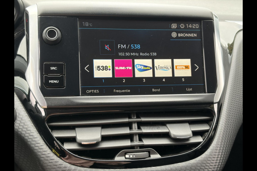 Peugeot 208 1.2 PureTech Blue Lease Executive ✓Dealer Onderhouden✓2e Eigenaar✓Navi✓Carplay✓Clima✓Cruise✓Pdc✓5 Deurs✓16'' Lm velgen✓N.A.P✓Apk tot 09-2027