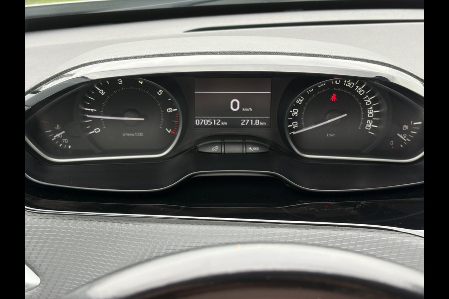 Peugeot 208 1.2 PureTech Blue Lease Executive ✓Dealer Onderhouden✓2e Eigenaar✓Navi✓Carplay✓Clima✓Cruise✓Pdc✓5 Deurs✓16'' Lm velgen✓N.A.P✓Apk tot 09-2027
