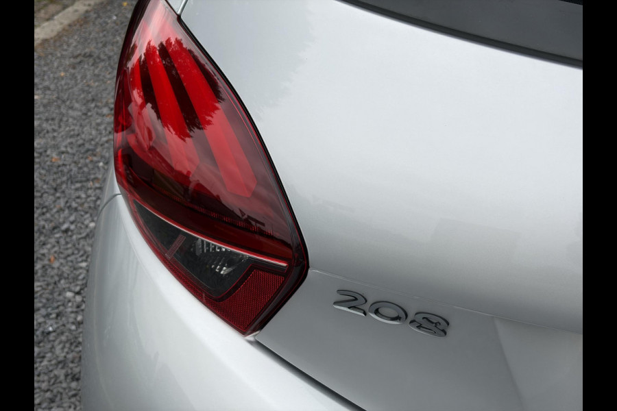 Peugeot 208 1.2 PureTech Blue Lease Executive ✓Dealer Onderhouden✓2e Eigenaar✓Navi✓Carplay✓Clima✓Cruise✓Pdc✓5 Deurs✓16'' Lm velgen✓N.A.P✓Apk tot 09-2027
