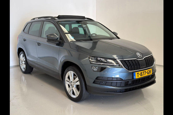 Škoda Karoq 1.5 TSI ACT Style Business / Pano / Trekhaak / ACC