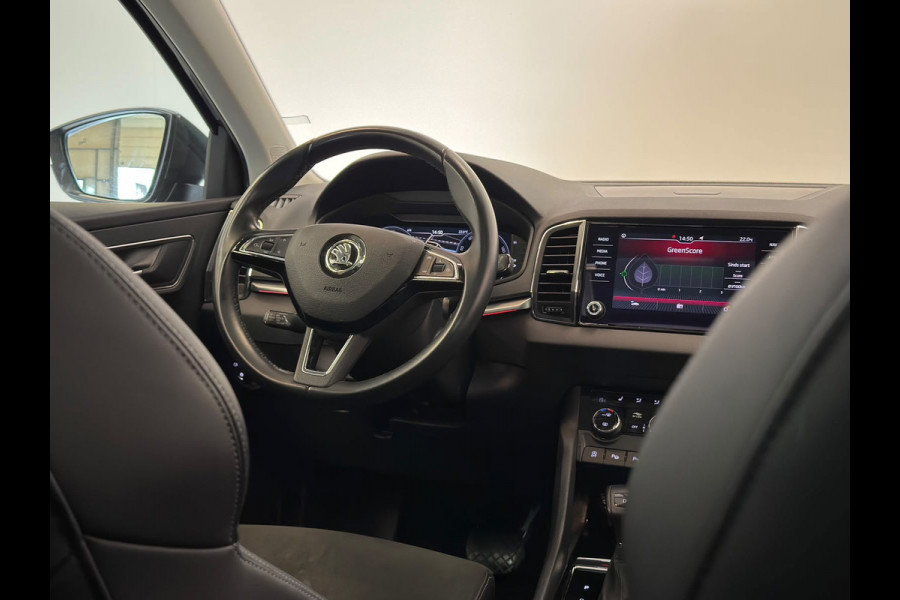Škoda Karoq 1.5 TSI ACT Style Business / Pano / Trekhaak / ACC