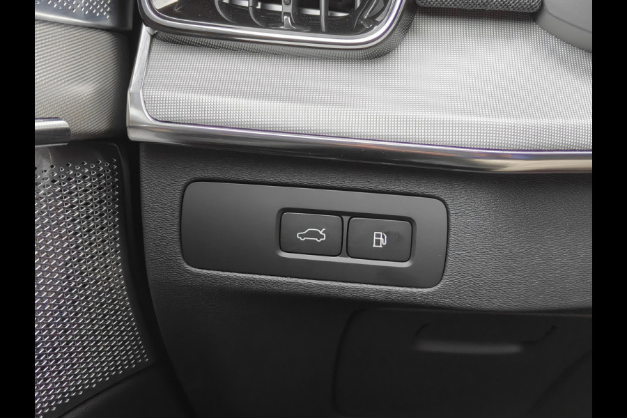 Volvo XC90 T8 405PK AWD Ultra Black Edition Plug-in hybrid | BLIS | Luchtvering | Trekhaak | B&W | Elektr. Stoelen | ACC | HUD | Pano |