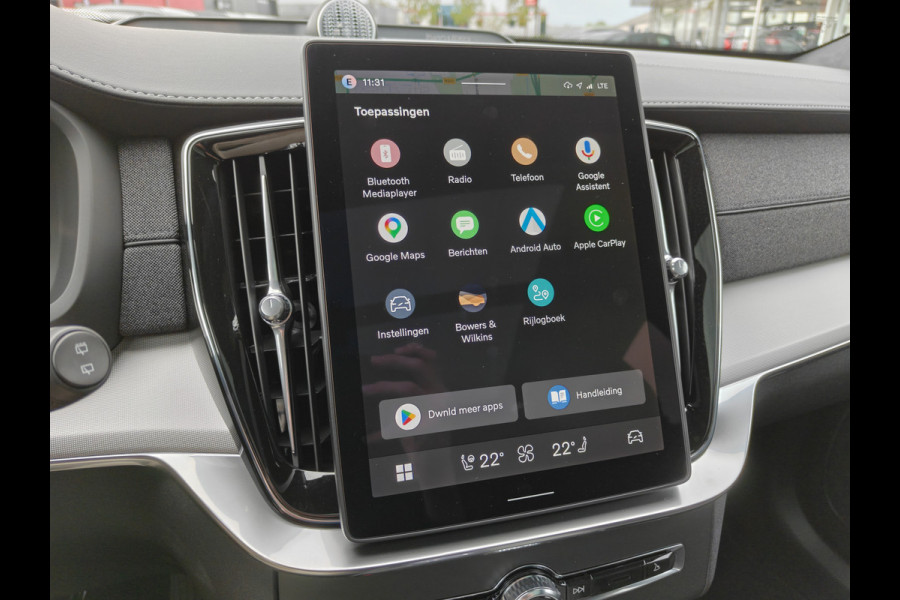 Volvo XC90 T8 405PK AWD Ultra Black Edition Plug-in hybrid | BLIS | Luchtvering | Trekhaak | B&W | Elektr. Stoelen | ACC | HUD | Pano |