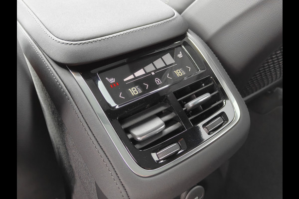 Volvo XC90 T8 405PK AWD Ultra Black Edition Plug-in hybrid | BLIS | Luchtvering | Trekhaak | B&W | Elektr. Stoelen | ACC | HUD | Pano |