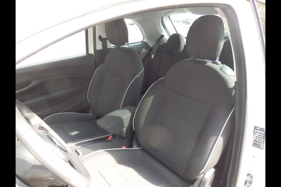 Fiat 500E 42 kWh Icon 42 kWh | SOH 96 % I Camera | Chroompakket | Park. sens. v+a I