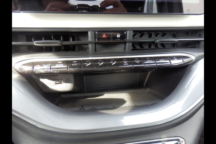 Fiat 500E 42 kWh Icon 42 kWh | SOH 96 % I Camera | Chroompakket | Park. sens. v+a I