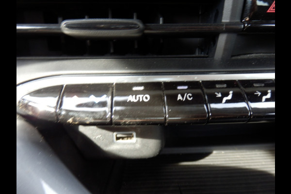Fiat 500E 42 kWh Icon 42 kWh | SOH 96 % I Camera | Chroompakket | Park. sens. v+a I