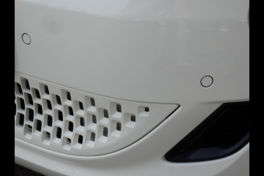 Fiat 500E 42 kWh Icon 42 kWh | SOH 96 % I Camera | Chroompakket | Park. sens. v+a I