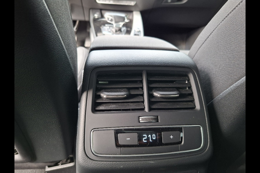 Audi A5 Sportback 40 TFSI Business Edition * Navigatiesysteem * AUTOMAAT * Elektrische kofferklep *