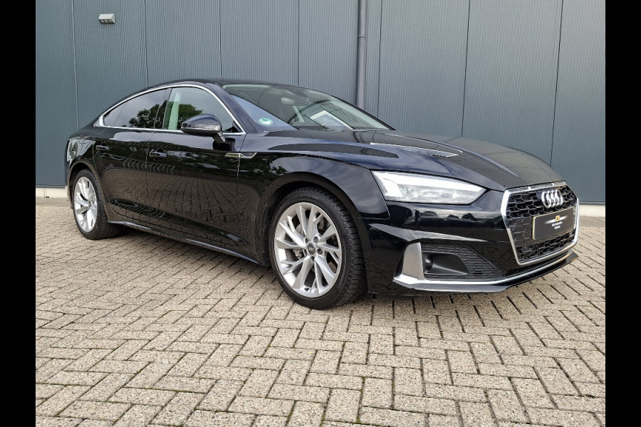 Audi A5 Sportback 40 TFSI Business Edition * Navigatiesysteem * AUTOMAAT * Elektrische kofferklep *