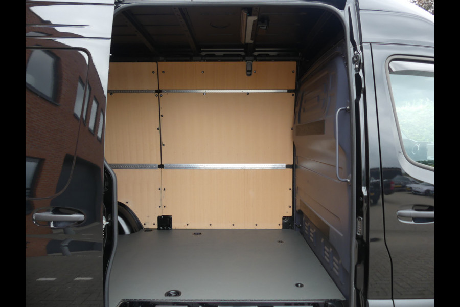 Mercedes-Benz Sprinter 317 CDI L2H2 LED/Camera/PDC/Navigatie/Geveerde stoel