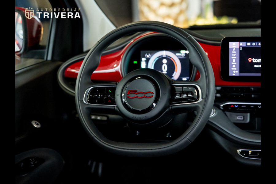 Fiat 500E RED 24 kWh l SoH 93% l CAMERA l 1ste eigenaar l CARPLAY l LMV l BTW auto l Zeer lage km's l als nieuw