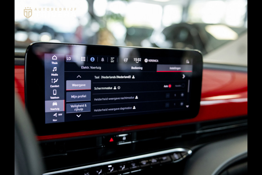 Fiat 500E RED 24 kWh l SoH 93% l CAMERA l 1ste eigenaar l CARPLAY l LMV l BTW auto l Zeer lage km's l als nieuw