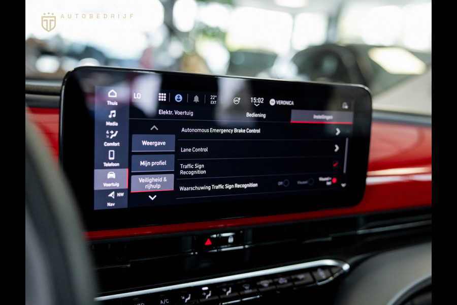 Fiat 500E RED 24 kWh l SoH 93% l CAMERA l 1ste eigenaar l CARPLAY l LMV l BTW auto l Zeer lage km's l als nieuw
