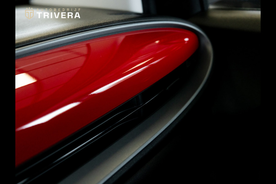 Fiat 500E RED 24 kWh l SoH 93% l CAMERA l 1ste eigenaar l CARPLAY l LMV l BTW auto l Zeer lage km's l als nieuw