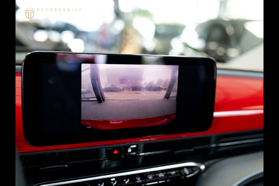 Fiat 500E RED 24 kWh l SoH 93% l CAMERA l 1ste eigenaar l CARPLAY l LMV l BTW auto l Zeer lage km's l als nieuw