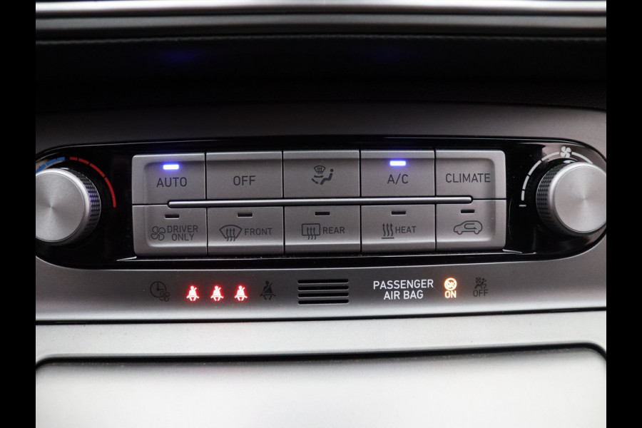 Hyundai Kona EV Limited 64 kWh Apple Carplay/Android Auto | Climate