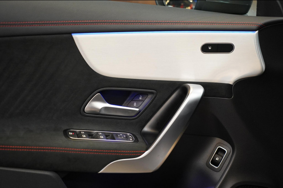 Mercedes-Benz CLA-Klasse 250 e AMG Line Pano|Burmester|Dealer onderh|Sfeerverlichting|19 inch