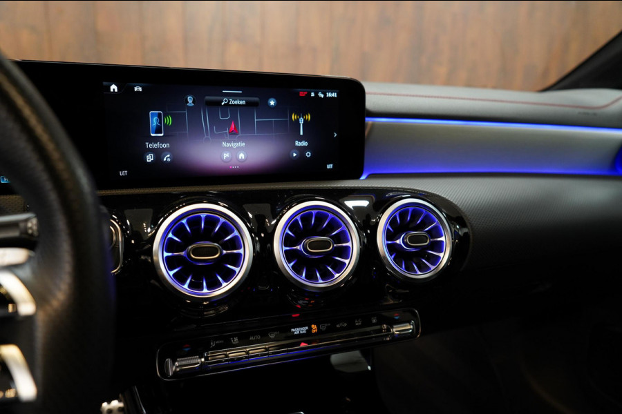 Mercedes-Benz CLA-Klasse 250 e AMG Line Pano|Burmester|Dealer onderh|Sfeerverlichting|19 inch