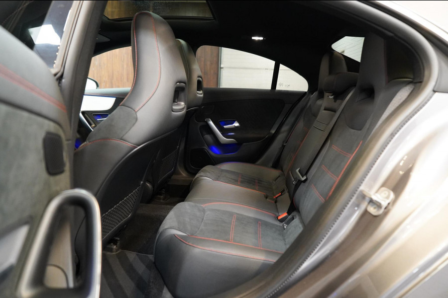 Mercedes-Benz CLA-Klasse 250 e AMG Line Pano|Burmester|Dealer onderh|Sfeerverlichting|19 inch