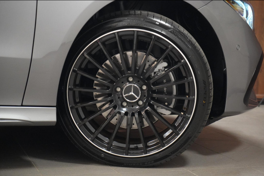 Mercedes-Benz CLA-Klasse 250 e AMG Line Pano|Burmester|Dealer onderh|Sfeerverlichting|19 inch