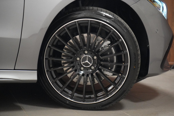 Mercedes-Benz CLA-Klasse 250 e AMG Line Pano|Burmester|Dealer onderh|Sfeerverlichting|19 inch