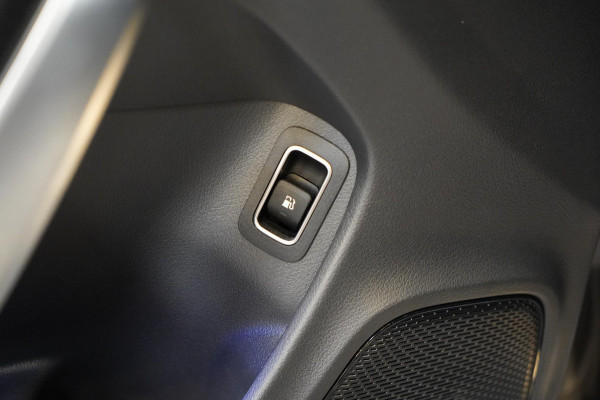 Mercedes-Benz CLA-Klasse 250 e AMG Line Pano|Burmester|Dealer onderh|Sfeerverlichting|19 inch