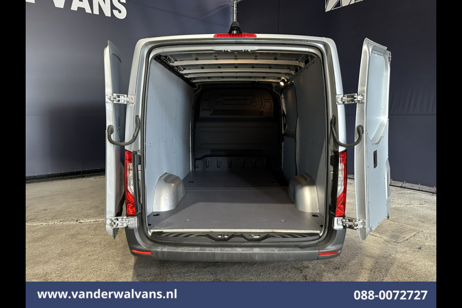 Mercedes-Benz Sprinter 315 CDI 150pk L2H1 Euro6 Airco | Camera | Apple Carplay | Chauffeursstoel | Tachograaf Android Auto