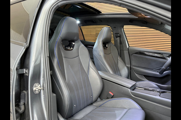 Volkswagen Passat Variant 1.5 eHybrid R-Line Black Edition |Garantie tot 2031 |272PK|Pano|Matrix|H&K Sound|Leder |Massage|Trekhaak
