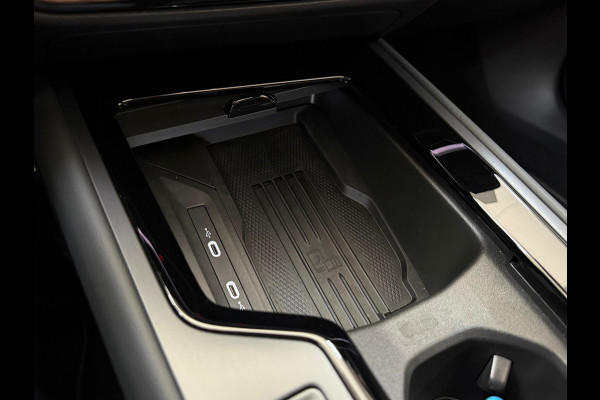 Volkswagen Passat Variant 1.5 eHybrid R-Line Black Edition |Garantie tot 2031 |272PK|Pano|Matrix|H&K Sound|Leder |Massage|Trekhaak
