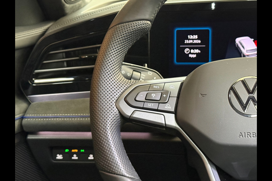 Volkswagen Passat Variant 1.5 eHybrid R-Line Black Edition |Garantie tot 2031 |272PK|Pano|Matrix|H&K Sound|Leder |Massage|Trekhaak